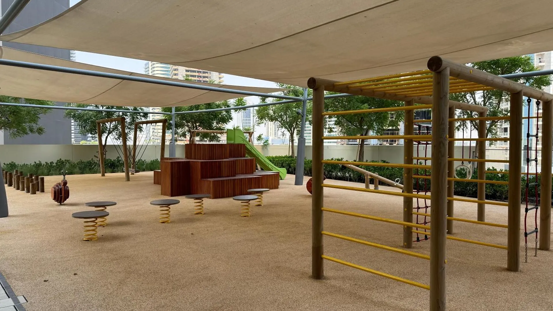 Holiday home Burj Royale Condo, Close To Dubai Mall & Attractions