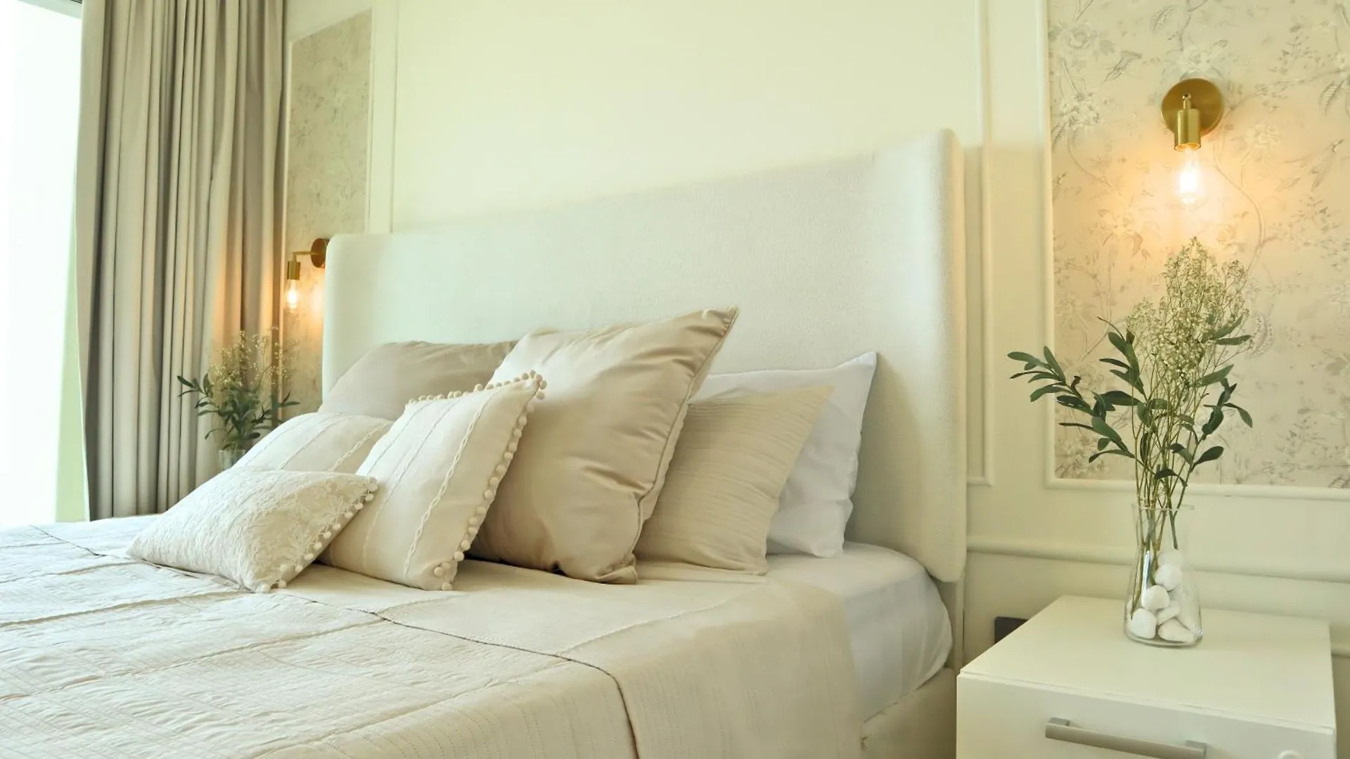 Burj Royale Condo, Close To Dubai Mall & Attractions United Arab Emirates