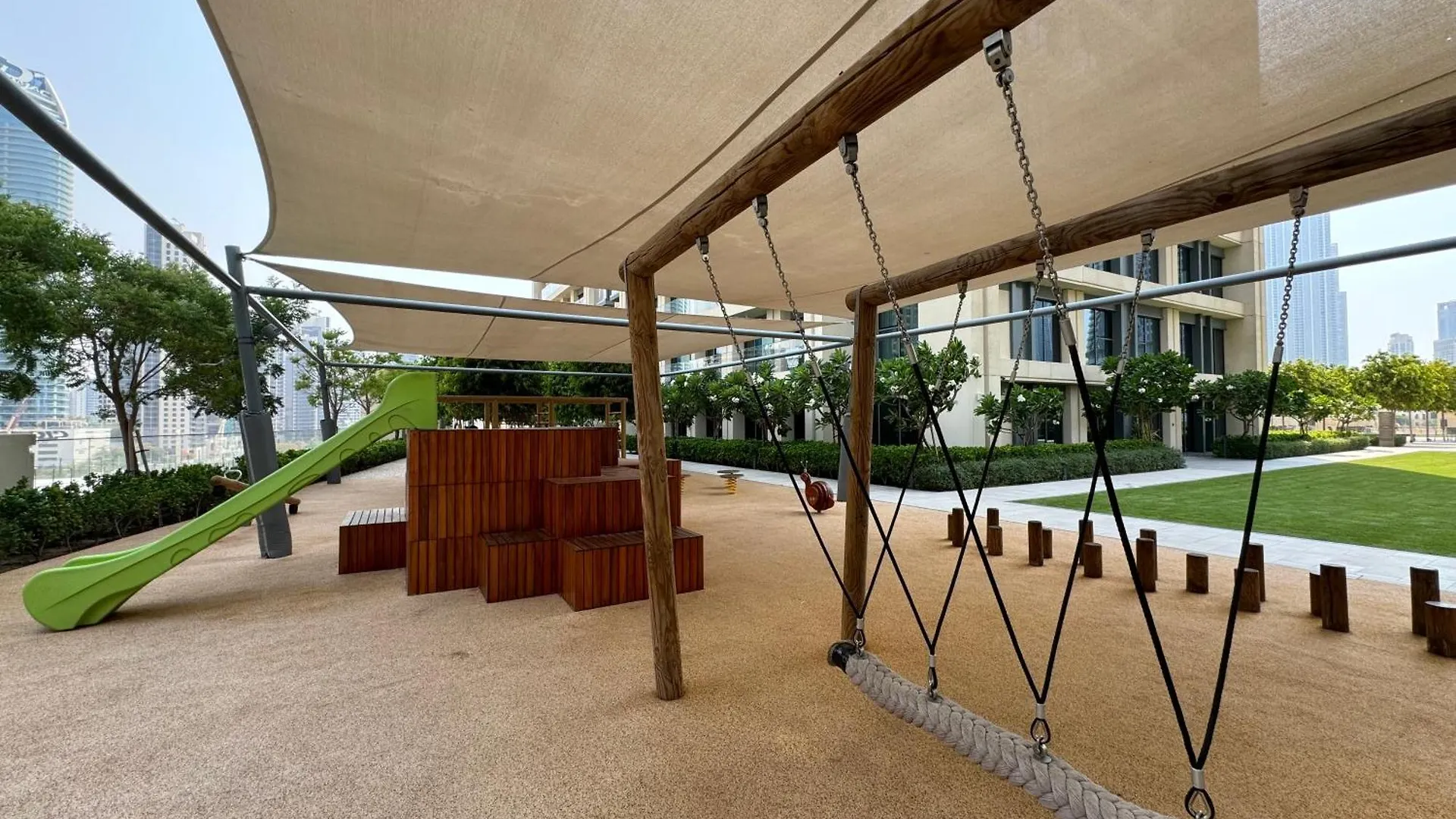 Burj Royale Condo, Close To Dubai Mall & Attractions Holiday home